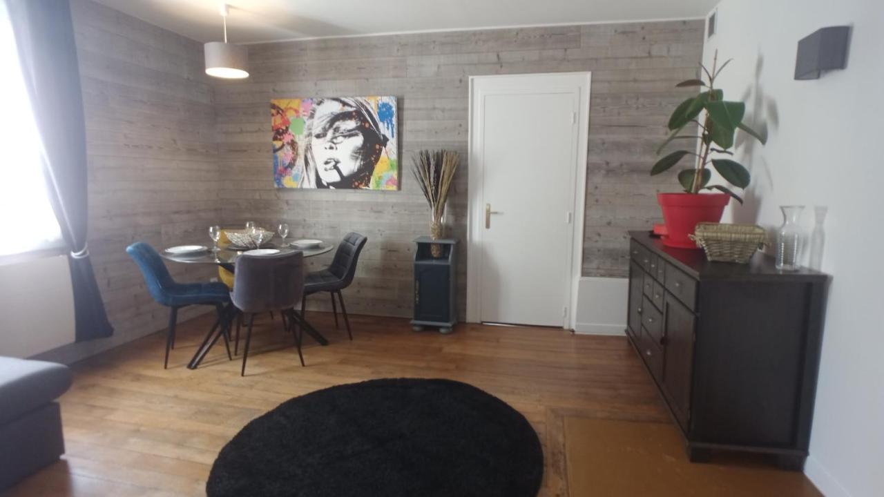 Coeur De Ville, Calme, Spacieux,Parking Et Wifi ! Chartres Exterior foto